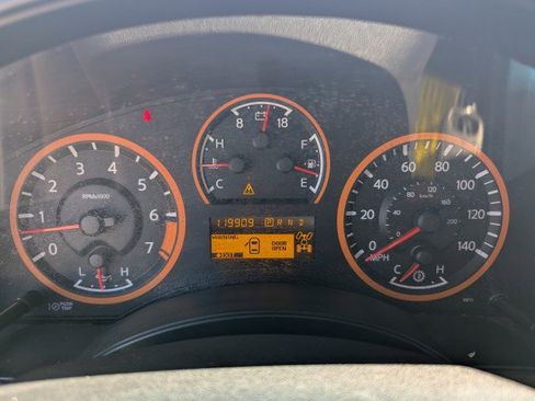 Used 2013 Nissan Titan PRO-4X AWD/4WD image 16