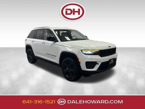New 2025 Jeep Grand Cherokee Altitude AWD/4WD image 1