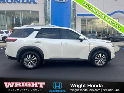 Used 2024 Nissan Pathfinder SL