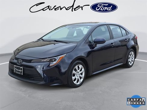 Used 2024 Toyota Corolla LE image 1