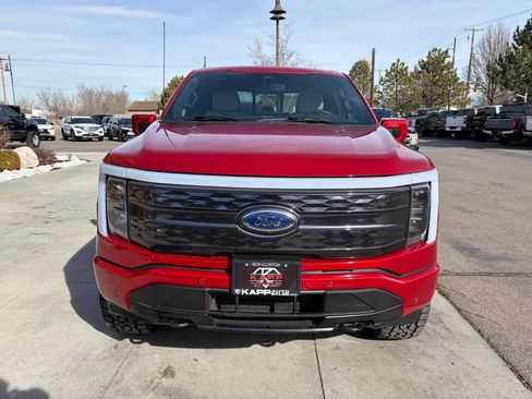 Used 2023 Ford F150 Lightning Platinum image 8