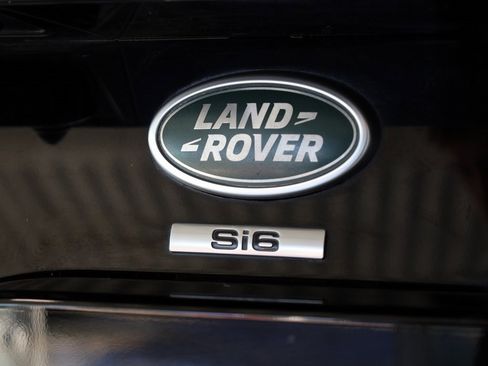 Used 2019 Land Rover Discovery SE image 38