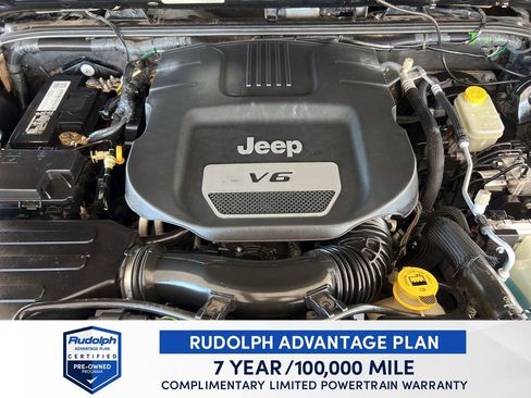 Used 2017 Jeep Wrangler Unlimited Sport w/ Connectivity Group image 27