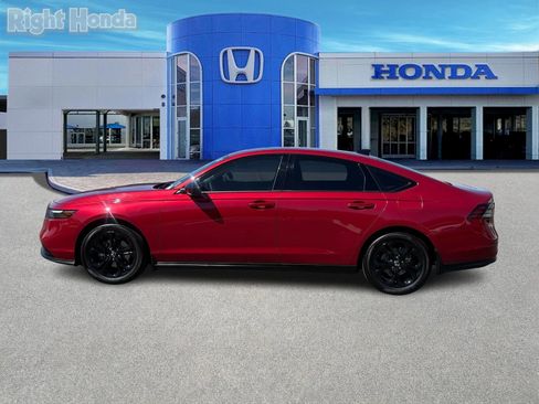 Used 2025 Honda Accord SE image 4