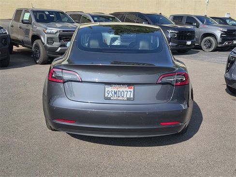 Used 2022 Tesla Model 3 image 7