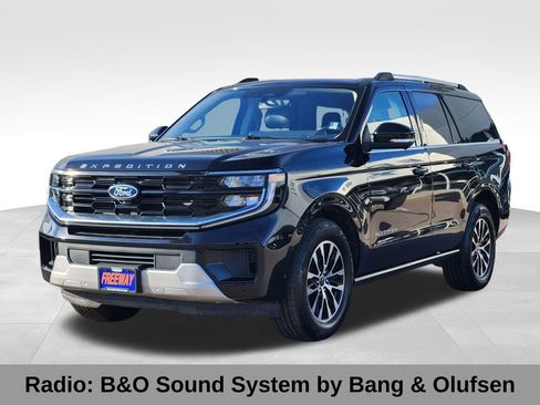 Certified 2025 Ford Expedition Platinum image 6