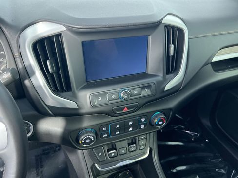 Used 2019 GMC Terrain SLE w/ LPO, Floor Liner Package FWD image 24