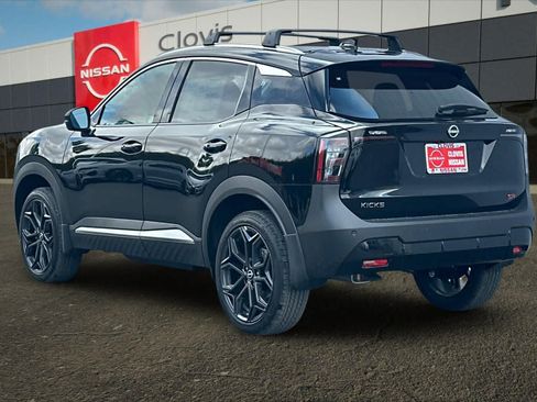Used 2026 Nissan Kicks SR w/ Illumination Package FWD image 7