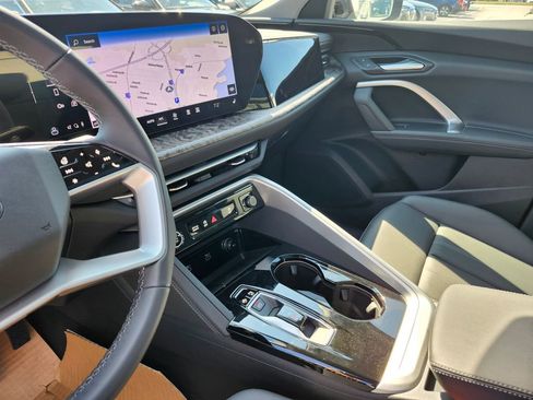 New 2025 Audi Q5 Premium image 8