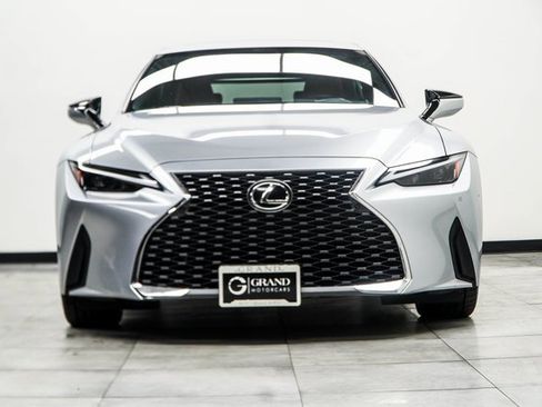 Used 2022 Lexus IS 300 AWD w/ Premium Package image 6