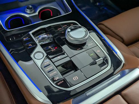 Certified 2024 BMW X7 M60i w/ Executive Package image 36