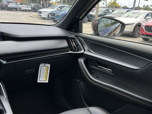 New 2025 MAZDA CX-90 3.3 Turbo w/ Premium Plus Pkg image 16