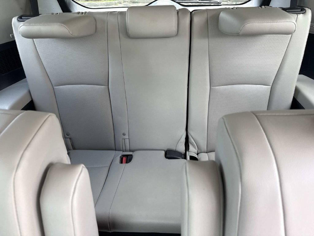 Used 2025 Toyota Grand Highlander FWD image 18