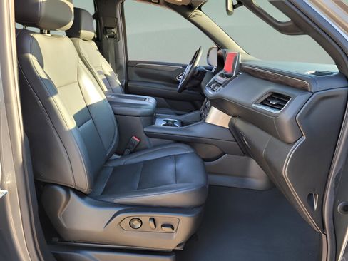 Used 2021 Chevrolet Tahoe LT image 13