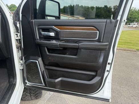 Used 2024 RAM 2500 Laramie w/ Safety Group AWD/4WD image 20
