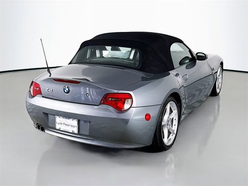 Used 2008 BMW Z4 3.0si image 9