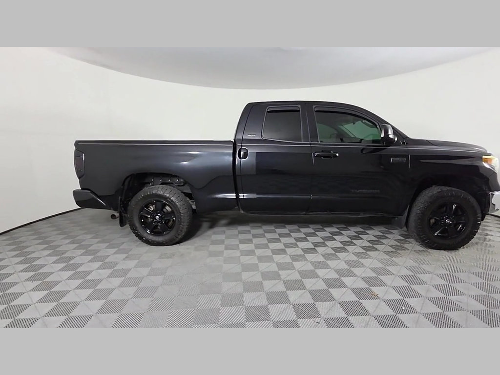 Used 2020 Toyota Tundra SR5 w/ SR5 Upgrade Package RWD image 37