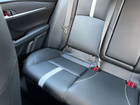 Used 2025 Toyota Camry LE image 40