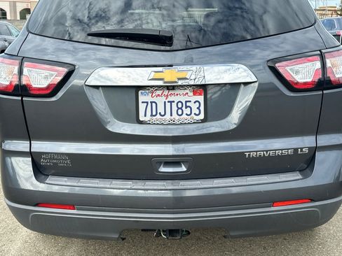 Used 2014 Chevrolet Traverse LS FWD image 15