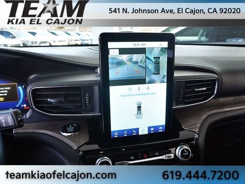 Used 2021 Ford Explorer Platinum w/ Equipment Group 601A AWD/4WD image 30