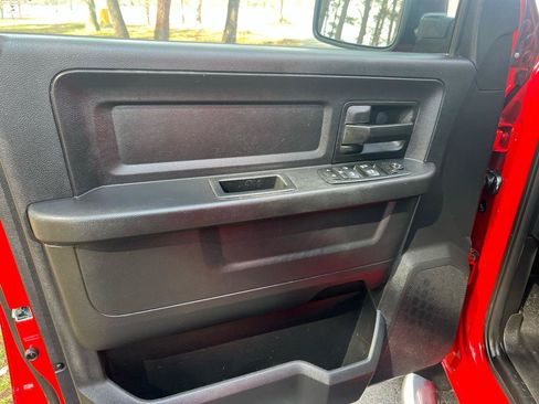 Used 2015 RAM 1500 Express AWD/4WD image 15