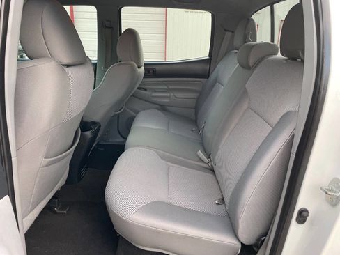 Used 2012 Toyota Tacoma 4x4 Double Cab w/ TRD Sport Pkg image 13
