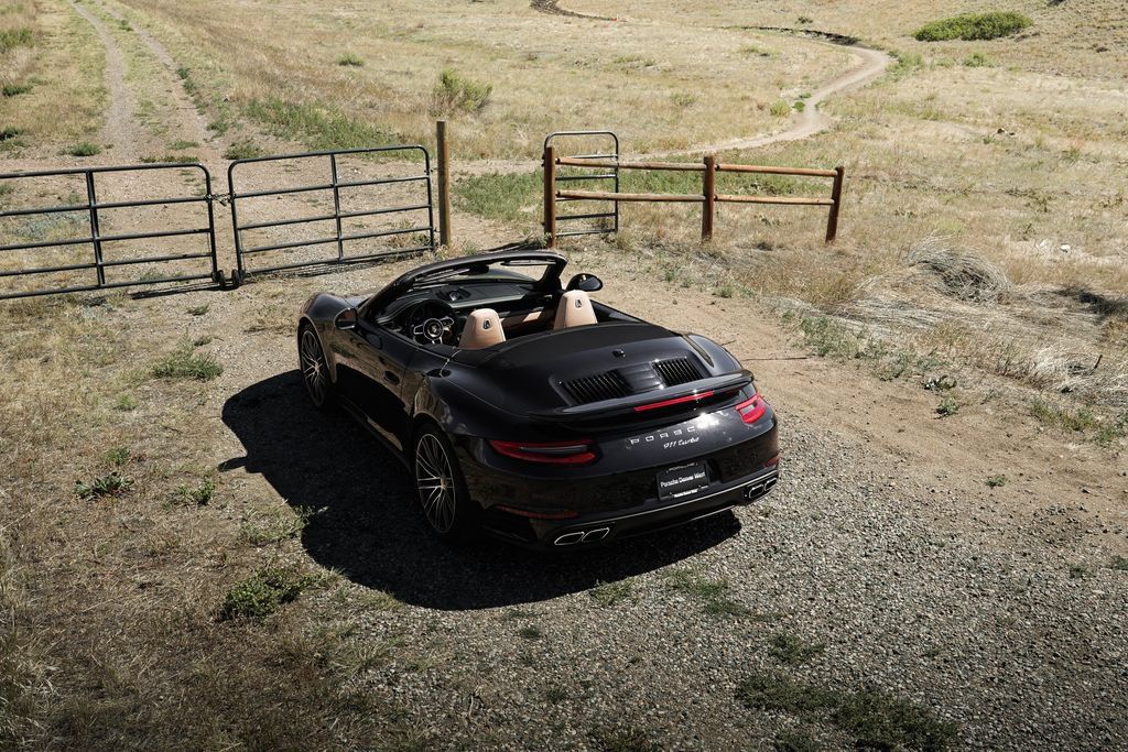 Used 2017 Porsche 911 Turbo AWD/4WD image 39