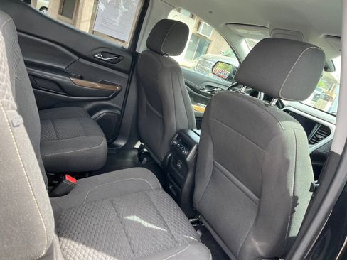 Used 2019 GMC Acadia SLE w/ Driver Alert Package I FWD image 33