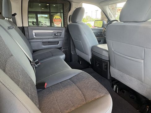 Used 2018 RAM 1500 Big Horn AWD/4WD image 30