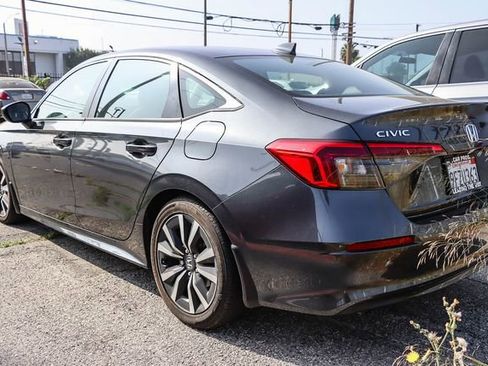 Used 2023 Honda Civic EX image 6