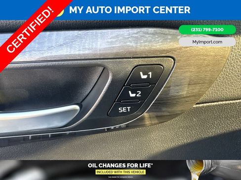 Certified 2025 Toyota Highlander Platinum AWD/4WD image 11