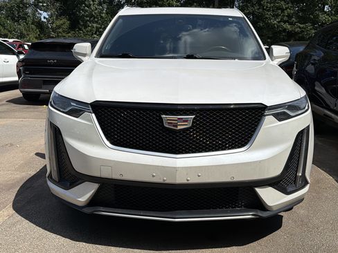 Used 2020 Cadillac XT6 Sport AWD/4WD image 3