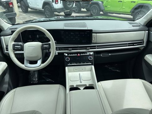 Used 2024 Hyundai Santa Fe SEL image 32