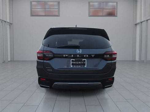 Certified 2026 Honda Pilot EX-L image 8