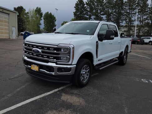 Certified 2025 Ford F250 Lariat AWD/4WD image 2