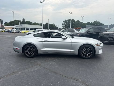 Used 2019 Ford Mustang Premium w/ Equipment Group 201A RWD image 6
