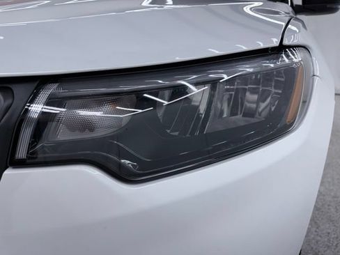 Used 2025 Jeep Compass Trailhawk AWD/4WD image 7