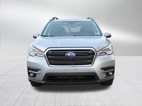 Used 2022 Subaru Ascent Limited w/ Technology Package image 2