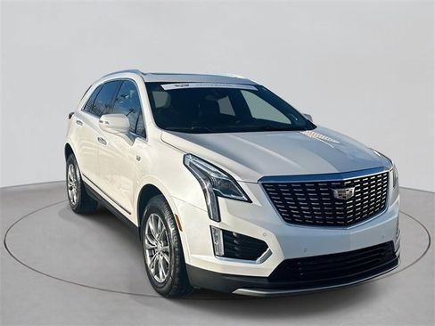 Certified 2023 Cadillac XT5 Premium Luxury image 3