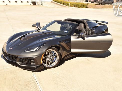 Used 2019 Chevrolet Corvette ZR1 image 7