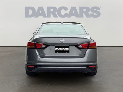 New 2025 Nissan Altima 2.5 SV image 6