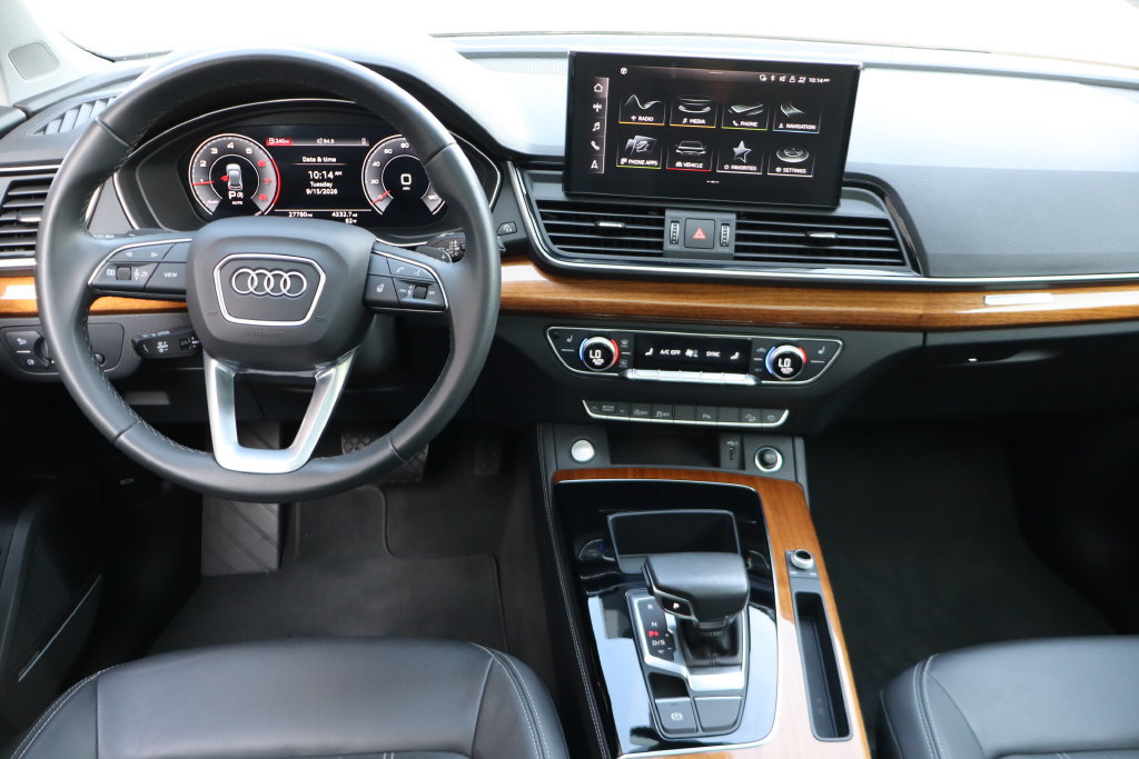 Used 2024 Audi Q5 2.0T Premium Plus w/ Premium Plus Package AWD/4WD image 6