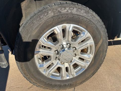 Used 2020 GMC Sierra 3500 SLT w/ SLT Premium Plus Package image 7