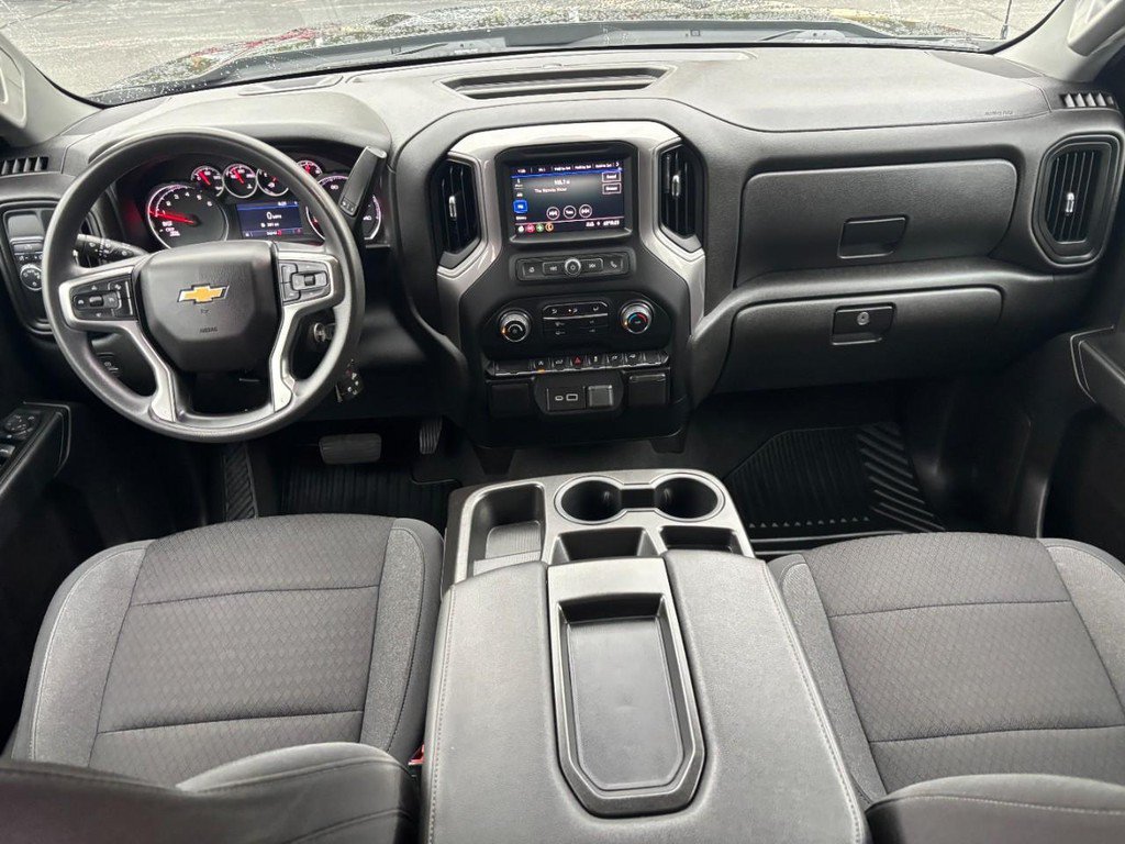 Used 2022 Chevrolet Silverado 1500 Custom w/ Safety Confidence Package RWD image 11