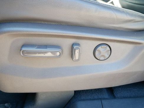 Used 2018 Honda Odyssey Touring image 15