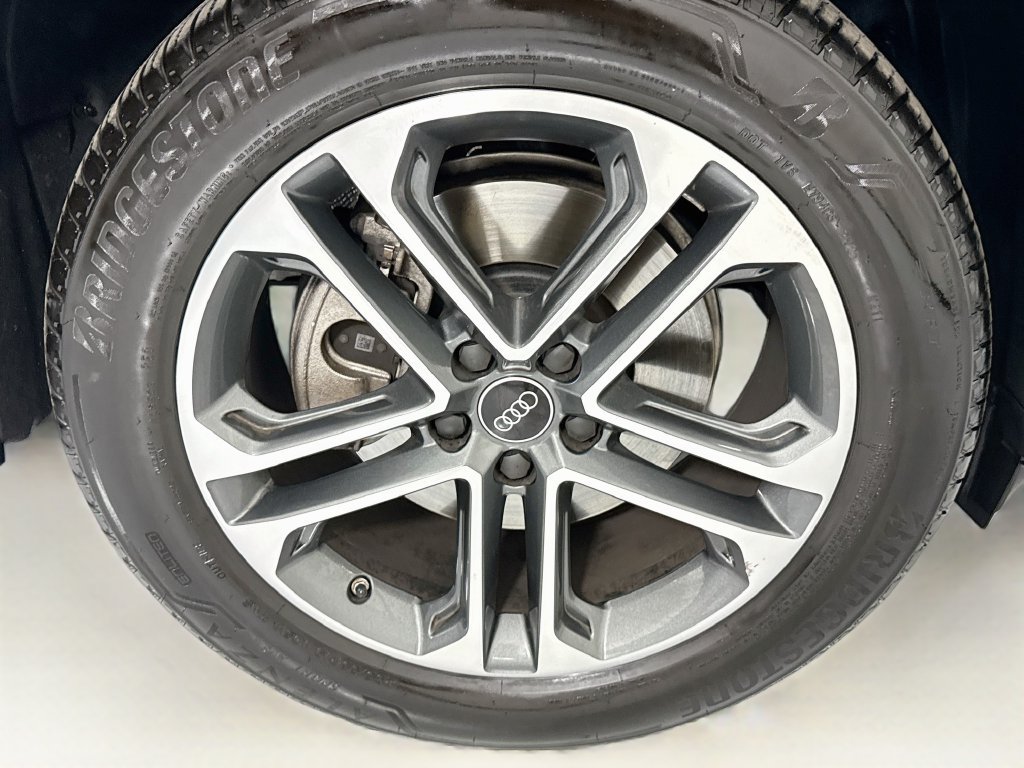 Certified 2025 Audi Q5 Premium w/ Premium Plus AWD/4WD image 32