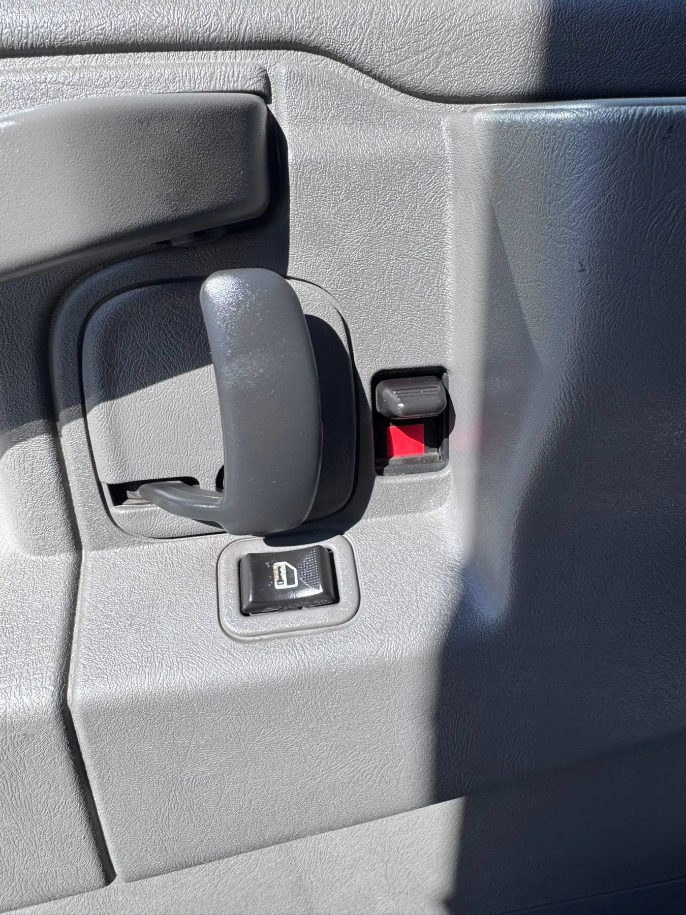 Used 2018 Chevrolet Express 3500 w/ Power Convenience Package RWD image 18