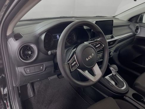 Used 2024 Kia Forte LXS image 10