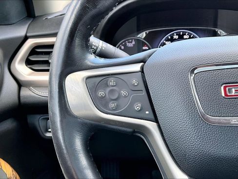 Used 2019 GMC Acadia Denali w/ Technology Package AWD/4WD image 11