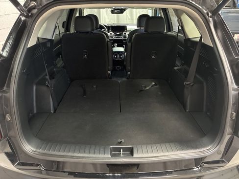 Used 2023 Kia Sorento SX image 15